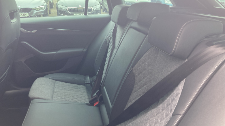 Skoda Octavia 2.0 TDI 150 Sportline 5dr DSG Diesel Estate